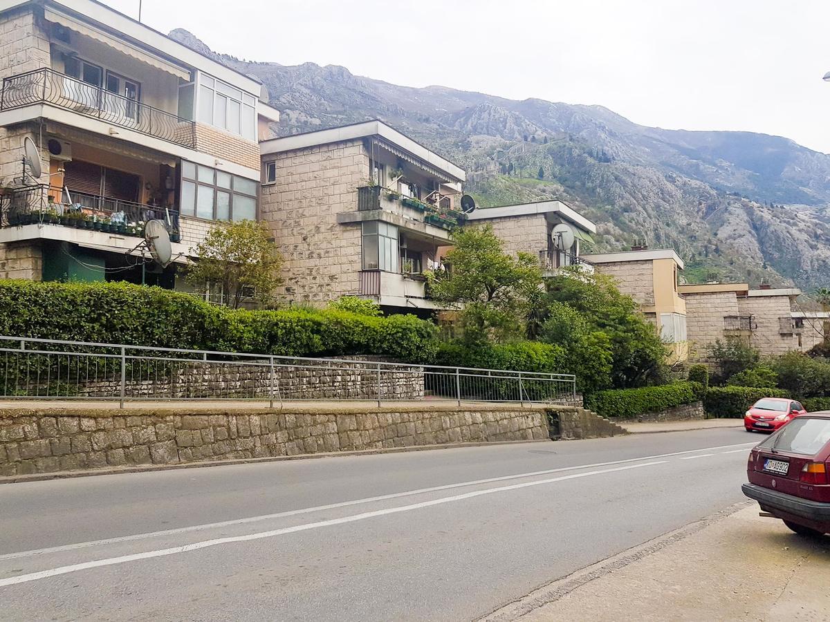 Central Apartment Kotor Eksteriør bilde