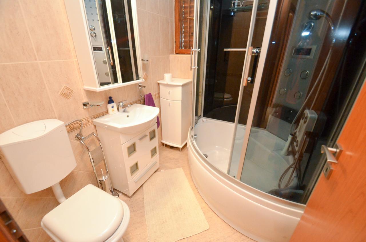 Central Apartment Kotor Eksteriør bilde
